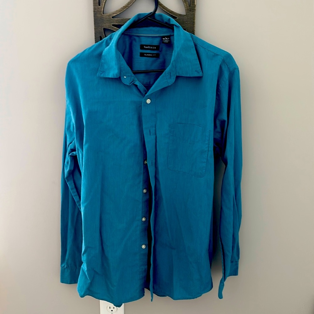 Van Heusen large dress shirt